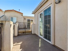 1021 Cravens 9, Torrance CA 90501