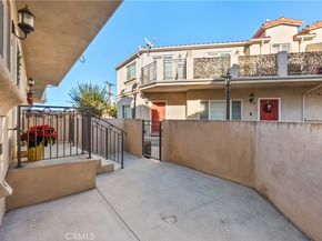 1021 Cravens 9, Torrance CA 90501