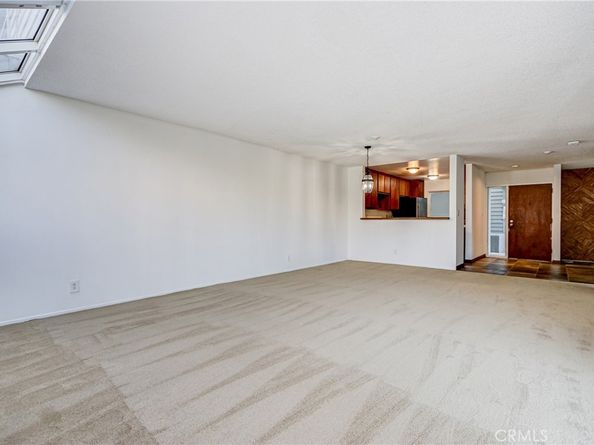 250 The Village #102, Redondo Beach CA 90277