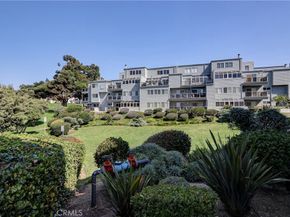 250 The Village #102, Redondo Beach CA 90277