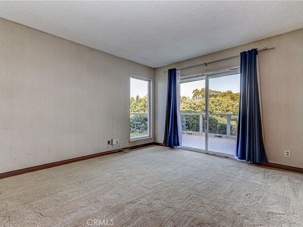 250 The Village #102, Redondo Beach CA 90277