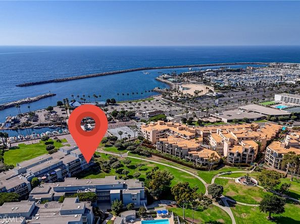 250 The Village #102, Redondo Beach CA 90277
