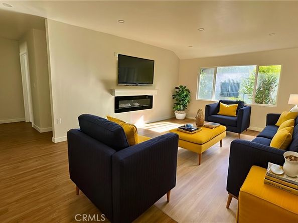 2512 Stanford, Los Angeles CA 90011