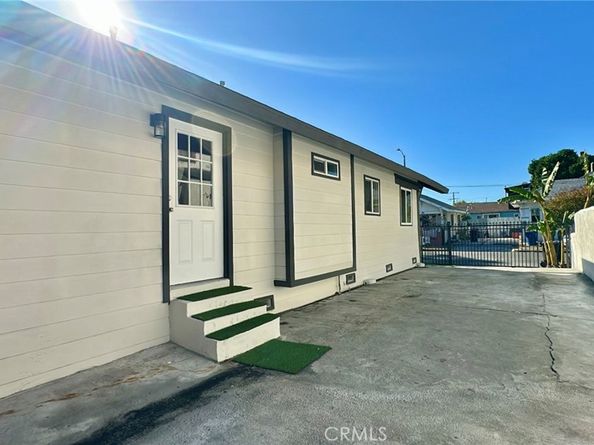 2512 Stanford, Los Angeles CA 90011