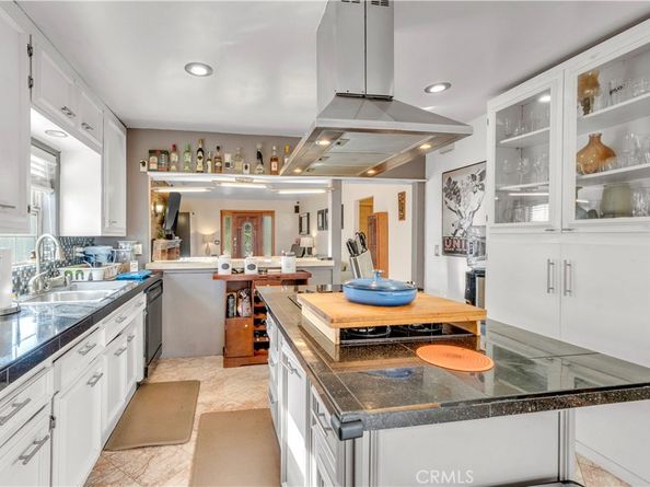 608 S Pacific Coast Highway, Redondo Beach CA 90277