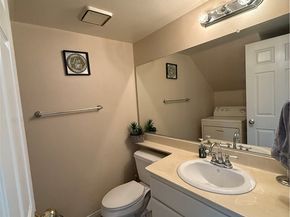 824 N Pasadena, Azusa CA 91702