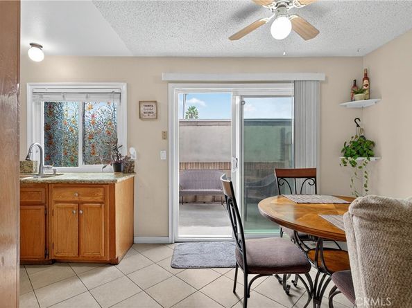 824 N Pasadena, Azusa CA 91702