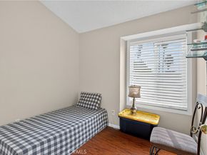 824 N Pasadena, Azusa CA 91702