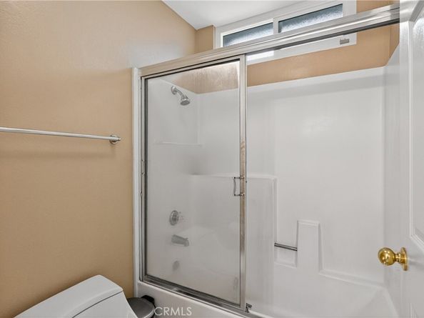 824 N Pasadena, Azusa CA 91702