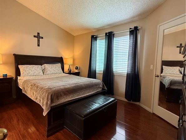 824 N Pasadena, Azusa CA 91702