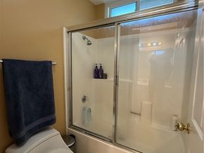 824 N Pasadena, Azusa CA 91702