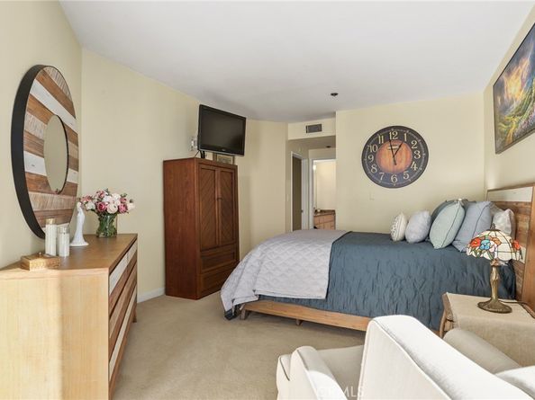 510 The Village 203, Redondo Beach CA 90277