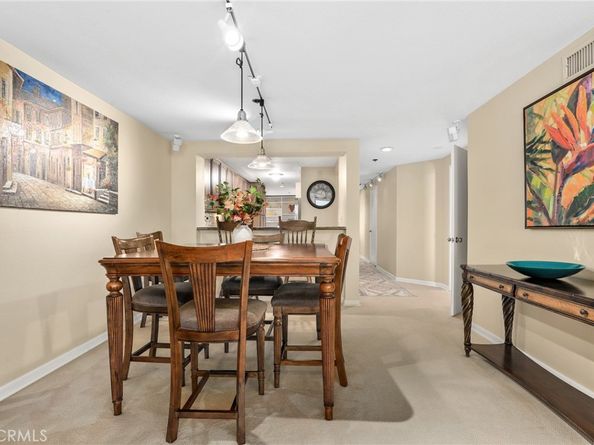 510 The Village 203, Redondo Beach CA 90277