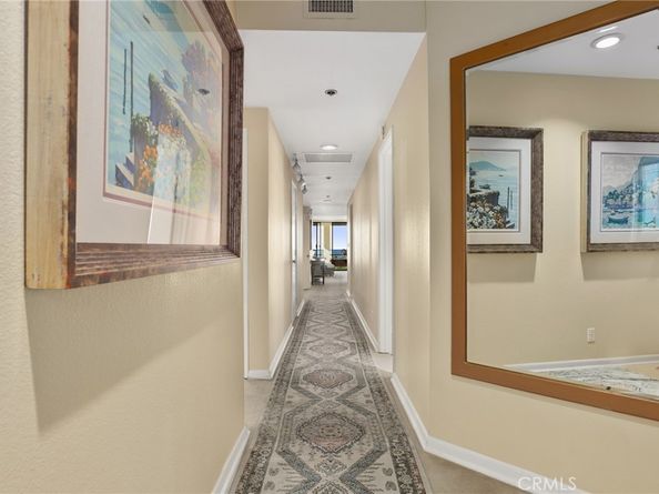 510 The Village 203, Redondo Beach CA 90277