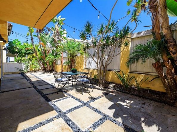 202 N Irena Avenue B, Redondo Beach CA 90277
