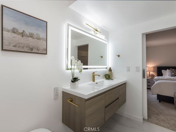 1007 S Catalina Avenue 109, Redondo Beach CA 90277