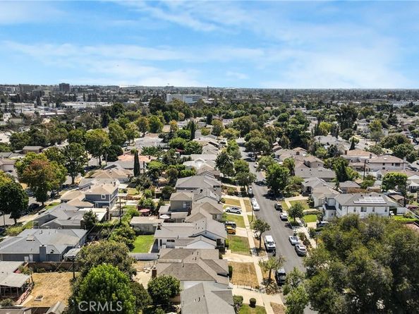5467 W 76th Street, Los Angeles CA 90045