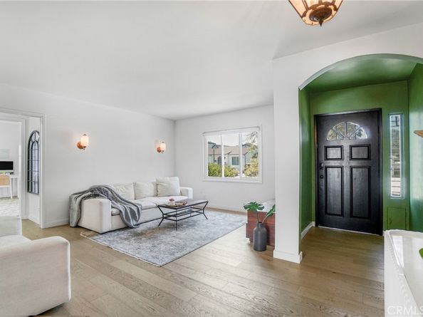 5467 W 76th Street, Los Angeles CA 90045