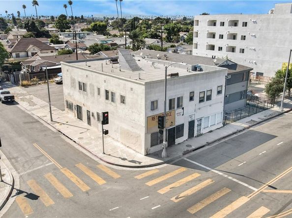 7675 S San Pedro Street, Los Angeles CA 90003