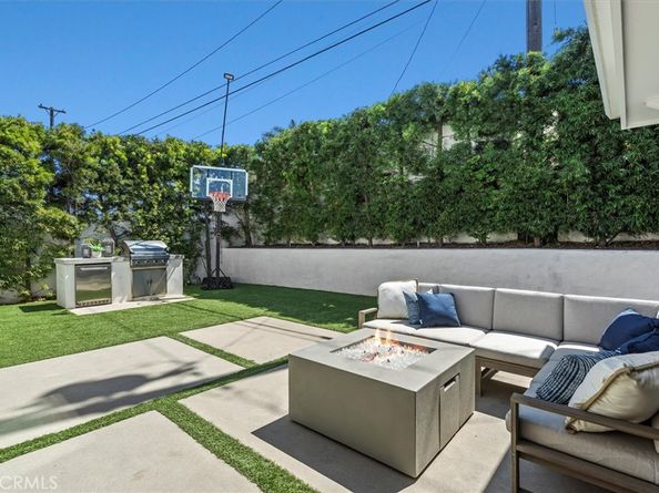1325 S Gertruda Avenue, Redondo Beach CA 90277