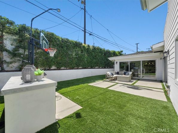 1325 S Gertruda Avenue, Redondo Beach CA 90277