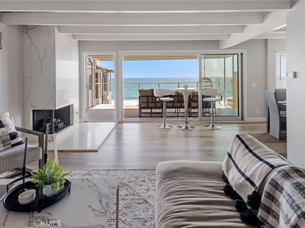 2208 The Strand, Manhattan Beach CA 90266