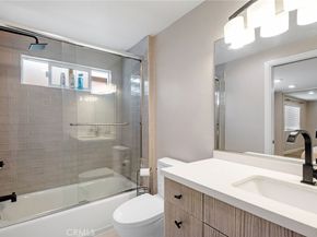 2208 The Strand, Manhattan Beach CA 90266