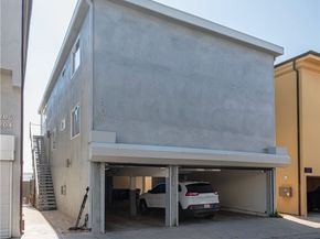 2208 The Strand, Manhattan Beach CA 90266