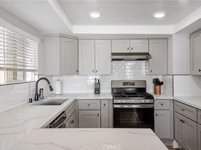 2208 The Strand, Manhattan Beach CA 90266