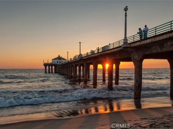 2208 The Strand, Manhattan Beach CA 90266
