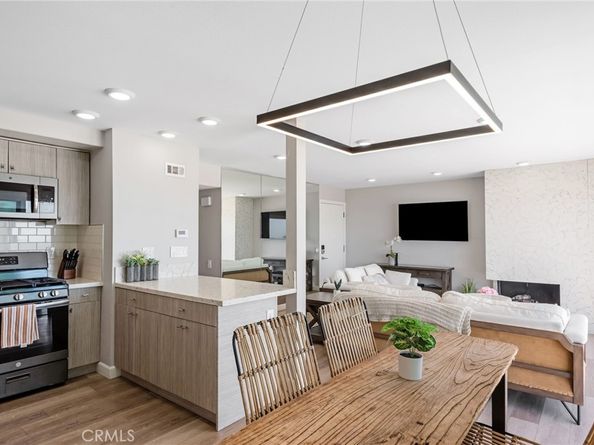 2208 The Strand, Manhattan Beach CA 90266