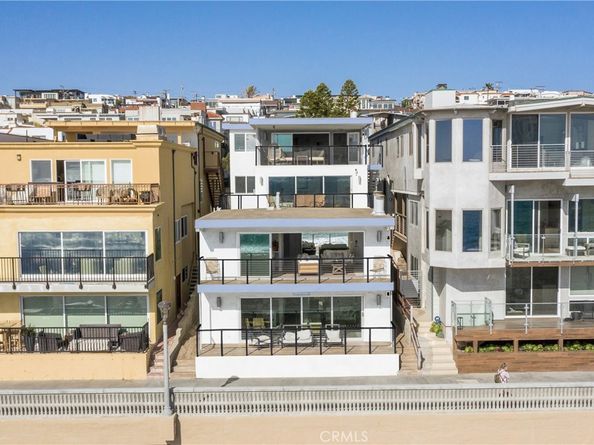 2208 The Strand, Manhattan Beach CA 90266