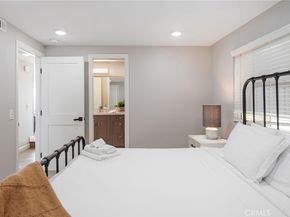 2208 The Strand, Manhattan Beach CA 90266