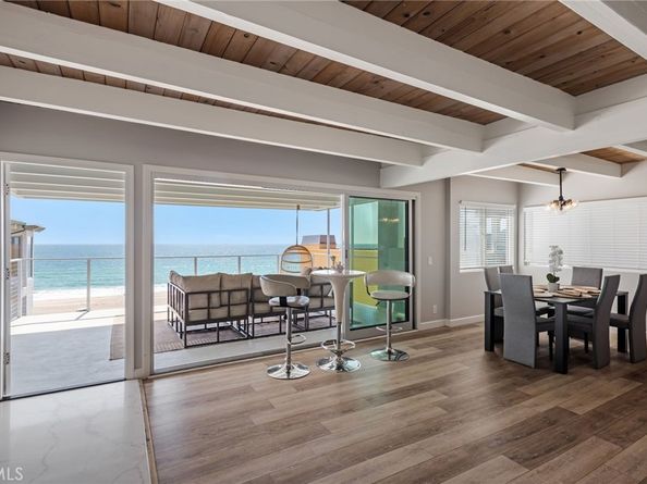 2208 The Strand, Manhattan Beach CA 90266