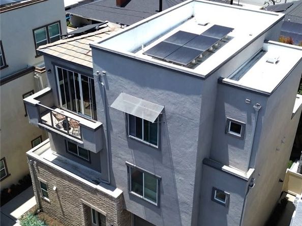 533 Daniel Freeman Circle, Inglewood CA 90301