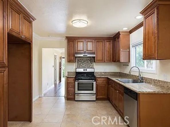 817 Chestnut Avenue, Los Angeles CA 90042