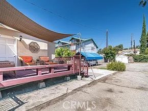 817 Chestnut Avenue, Los Angeles CA 90042