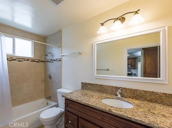 817 Chestnut Avenue, Los Angeles CA 90042