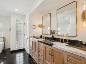 710 Manhattan Beach Boulevard, Manhattan Beach CA 90266