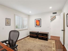 710 Manhattan Beach Boulevard, Manhattan Beach CA 90266