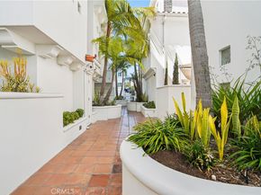 710 Manhattan Beach Boulevard, Manhattan Beach CA 90266