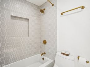 710 Manhattan Beach Boulevard, Manhattan Beach CA 90266