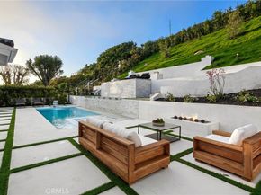 32346 Phantom, Rancho Palos Verdes CA 90275