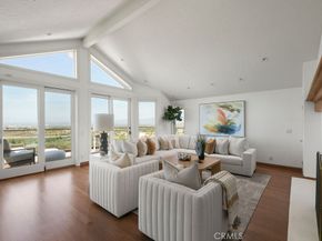 7 Cherbourg, Newport Beach CA 92660
