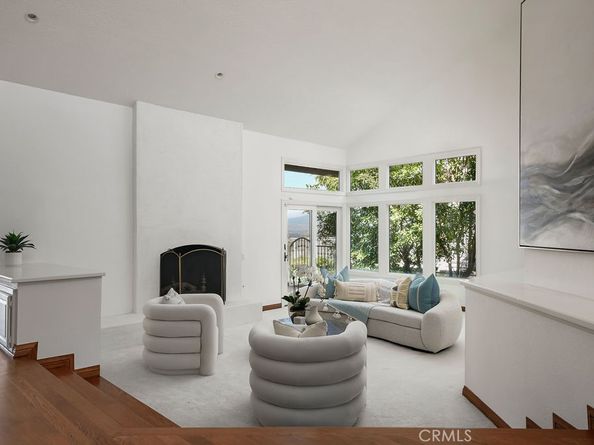 7 Cherbourg, Newport Beach CA 92660
