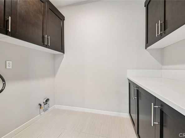 639 Channel Way, Costa Mesa CA 92627