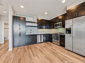 639 Channel Way, Costa Mesa CA 92627