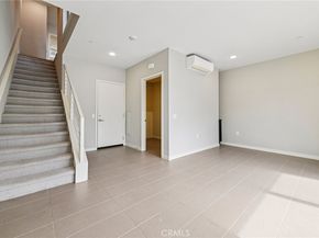 639 Channel Way, Costa Mesa CA 92627