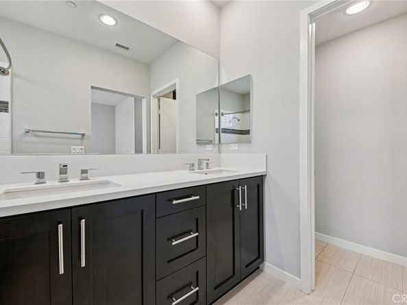 639 Channel Way, Costa Mesa CA 92627