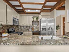 801 Kalpati Circle B, Carlsbad CA 92008